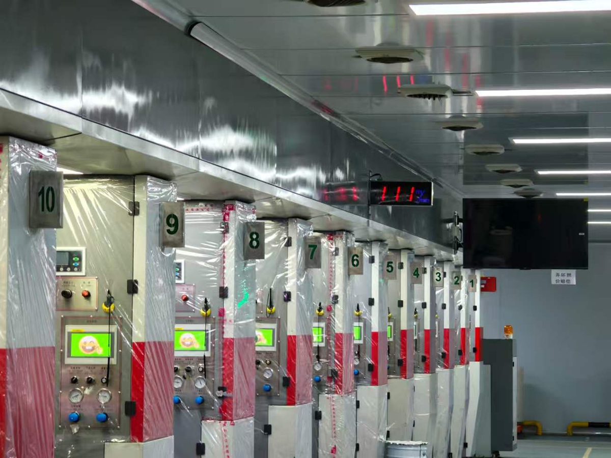 Fujian Manshanhong pr&eacute;sente une machine d